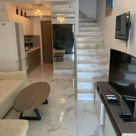 Luxury Maisonette Blue Stone * חניוטי