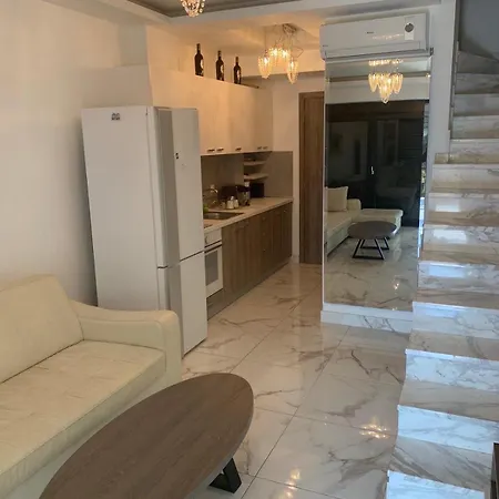 Luxury Maisonette Blue Stone בית נופש חניוטי